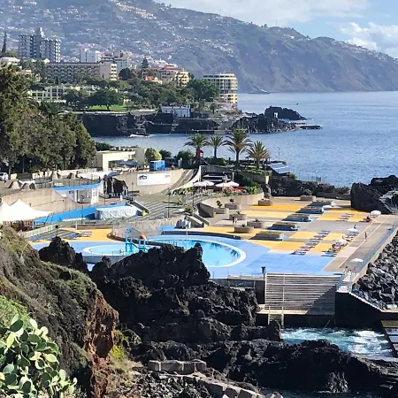 Ocean Dream Apartment- Air Condition شقة *