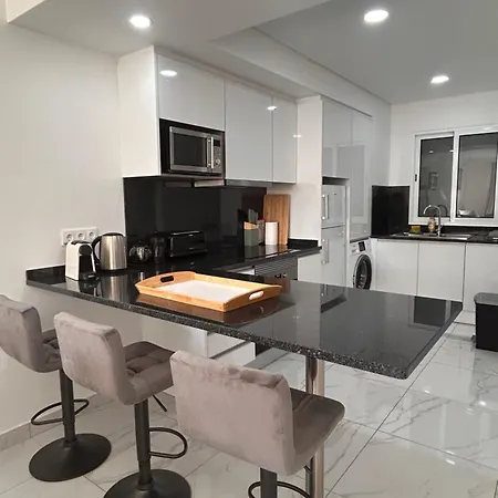 Ocean Dream Apartment- Air Condition דירה